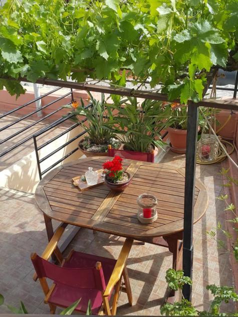 Traditional Residence With Terrace Latsida ภายนอก รูปภาพ